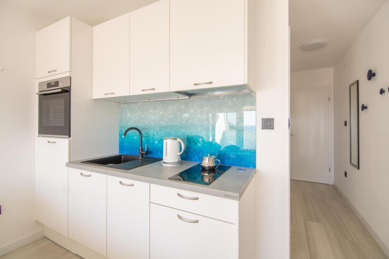 Apartments Nona Draga 코미자 외부 사진