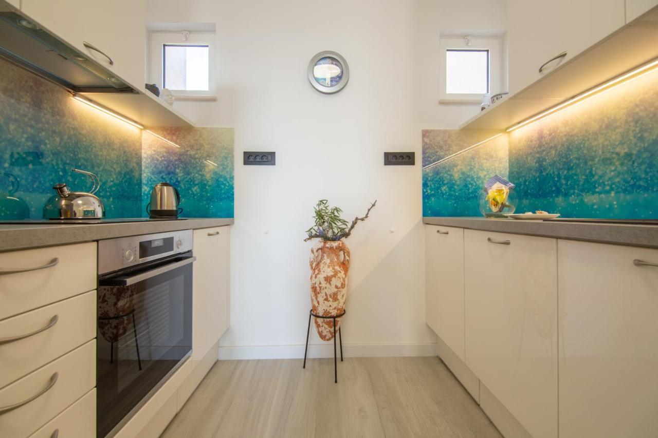 Apartments Nona Draga 코미자 외부 사진